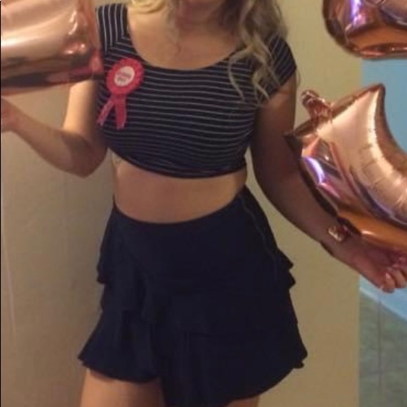 Dynamite Crop Top - Picture 2 of 3